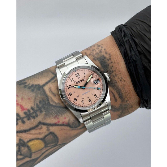 Custom Seiko Mod • Salmon Field Explorer Acrylic Glass • 36mm